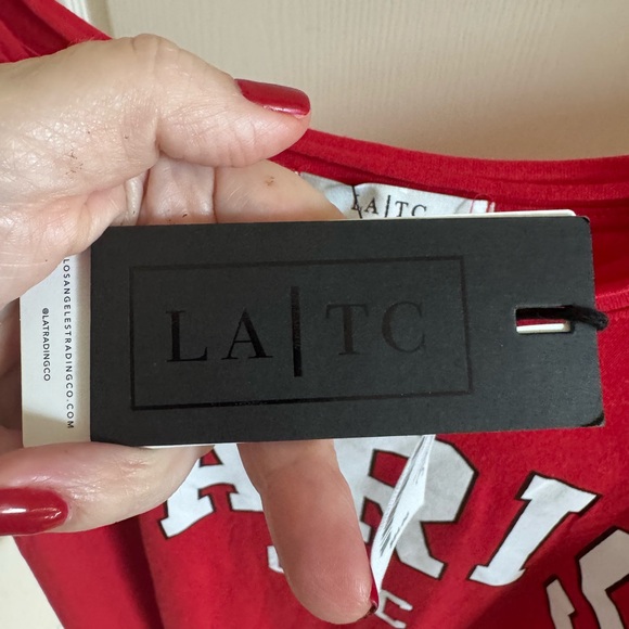 LA / TC Red Paris Chic T-Shirt - Picture 7 of 8